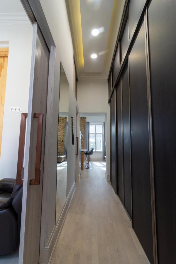 Tower Szeged Belvarosi Exkluziv Panoramas Apartman - Free Parking Exteriör bild